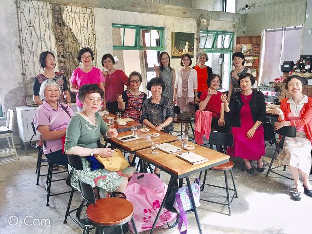 舊事生活──樂齡女子餐敘歡