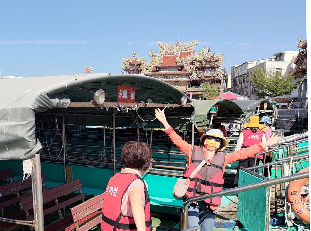 中南部五日遊（13）船遊七股潟湖與烤蚵吃到飽（一）