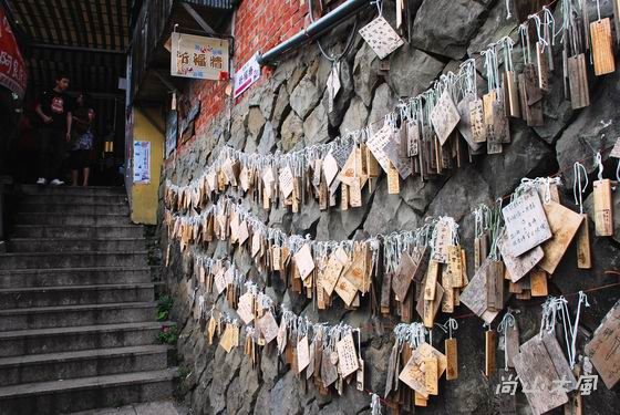賞櫻到阿里山（三）漫晃在奮起湖