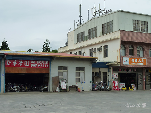 閒逛，峨眉湖