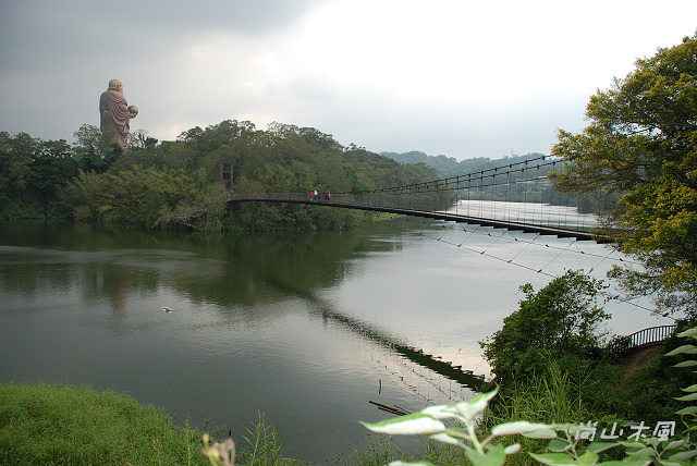 閒逛，峨眉湖