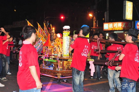 淡水二、三事（7）2010淡水清水祖師暗訪遶境