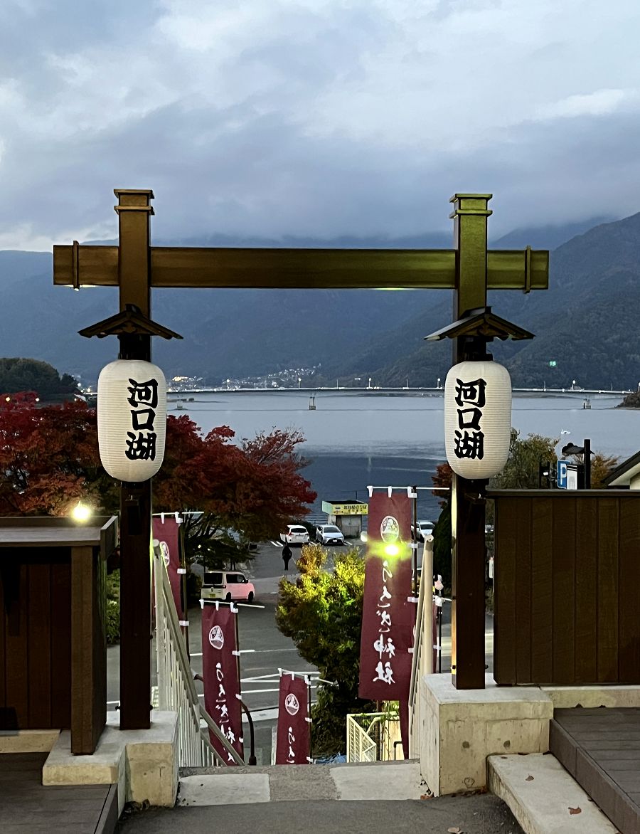 日本追楓趣(31)河口湖之搭乘纜車上天上山公園 - 第25張圖 日本追楓趣(31)河口湖之搭乘纜車上天上山公園