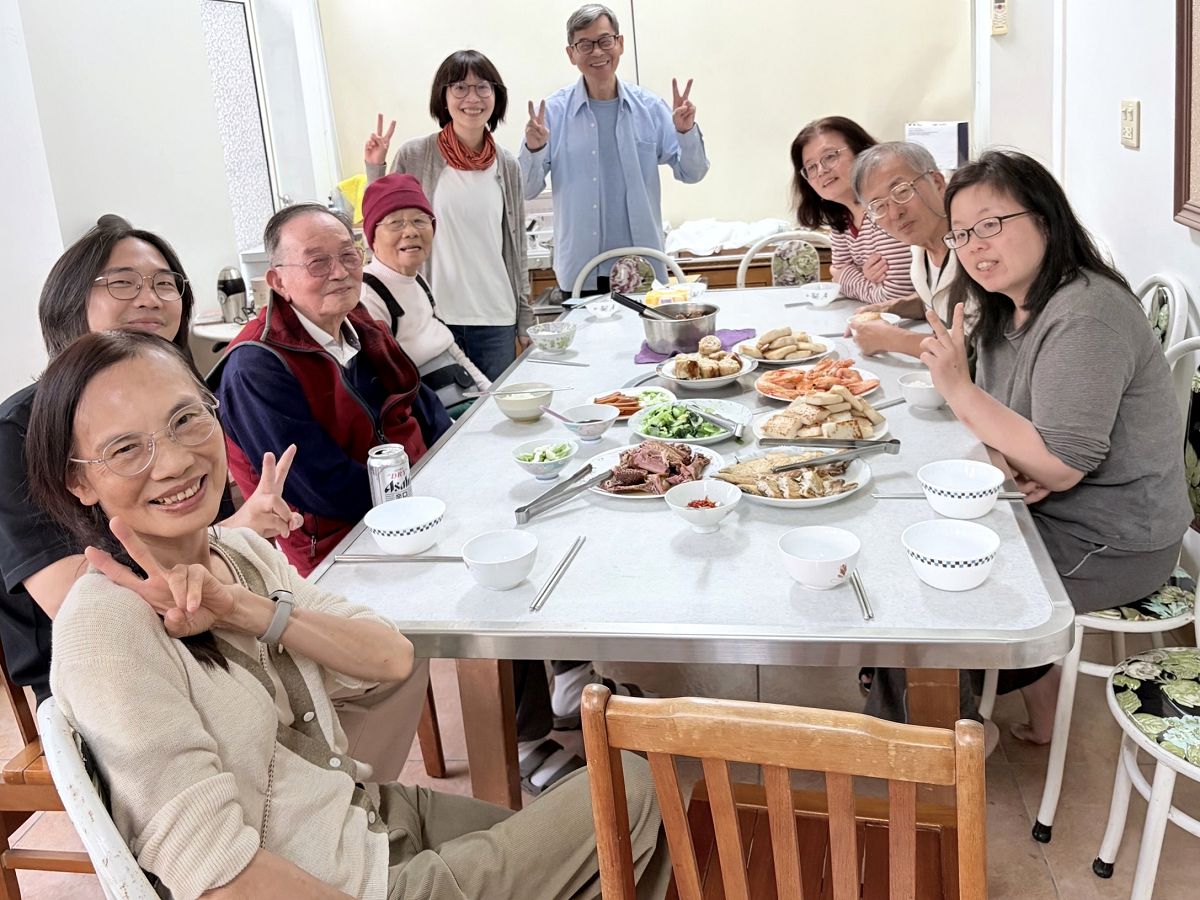 兒女親家相聚歡（一）