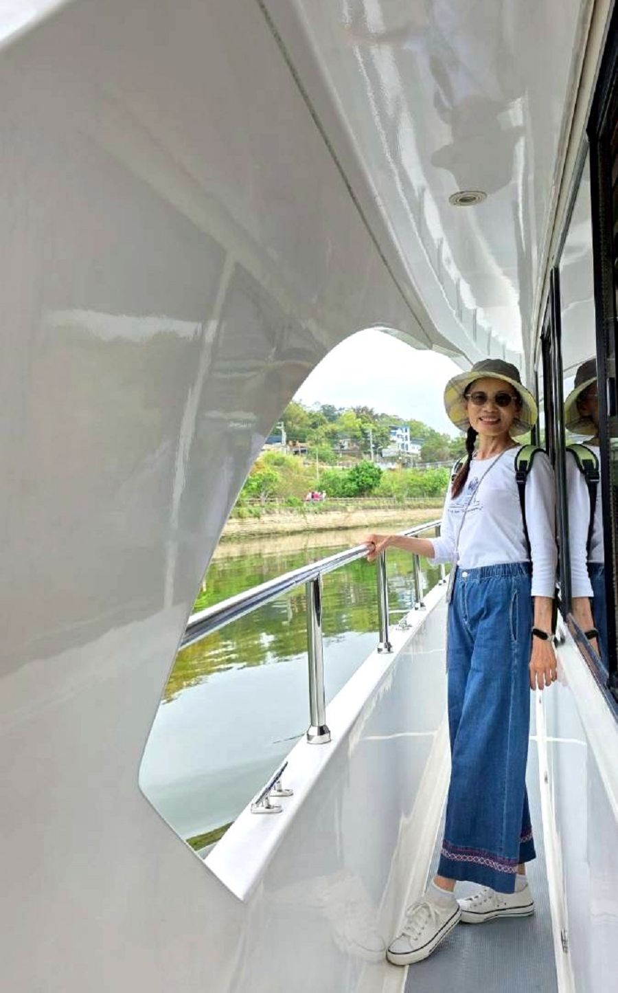 中山氣功班春遊峨眉湖