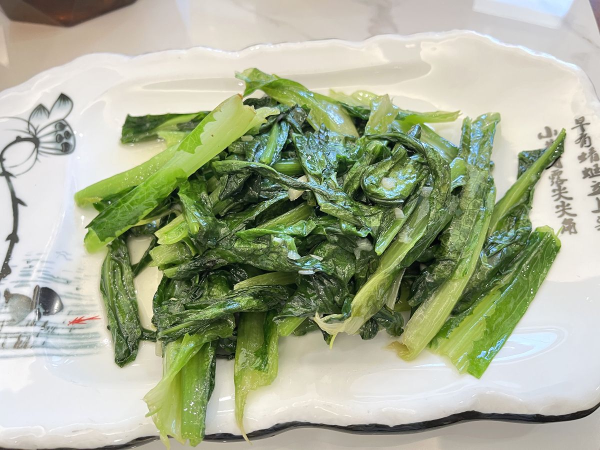 北疆圓夢去（21）午餐於「小饞院私房菜」
